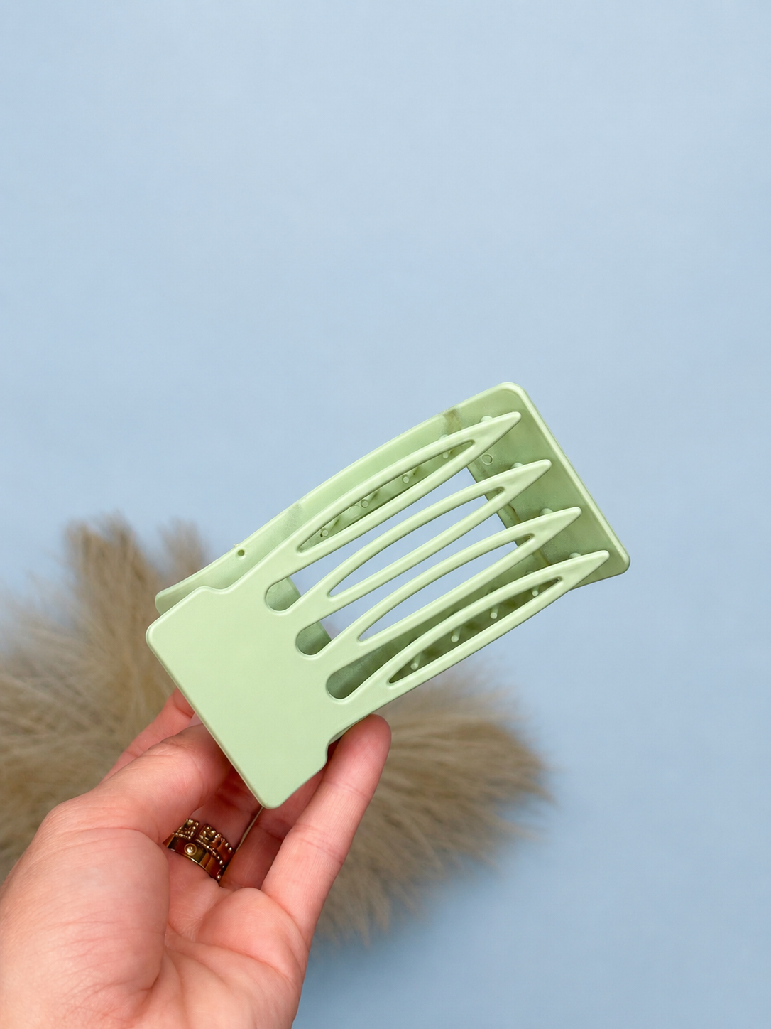 Everyday Matte Claw Clip